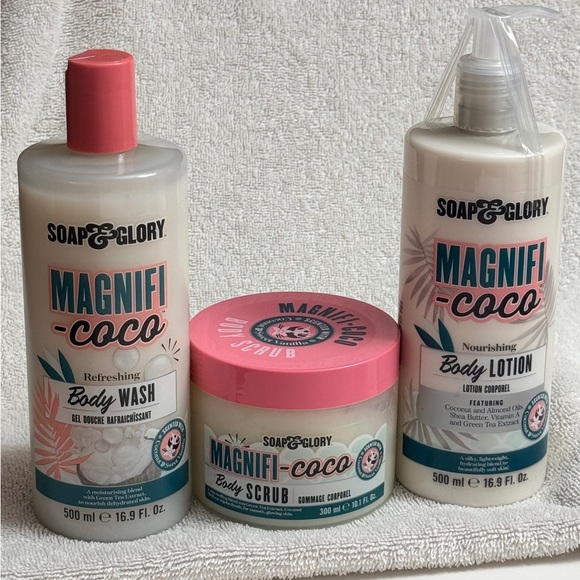 Soap & Glory Other - Soap & Glory Magnifi-Coco Bath Trio in New!